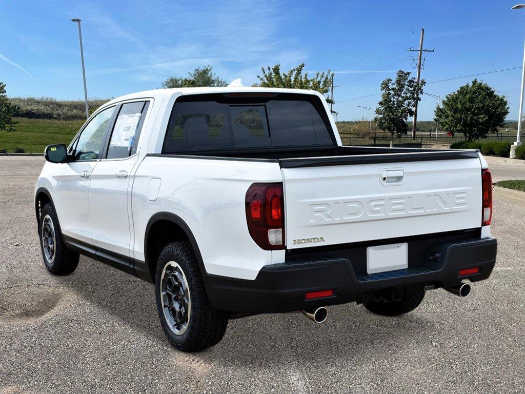 new 2025 Honda Ridgeline car, priced at $45,382