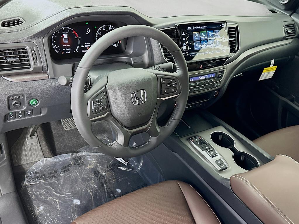 new 2025 Honda Ridgeline car, priced at $45,382