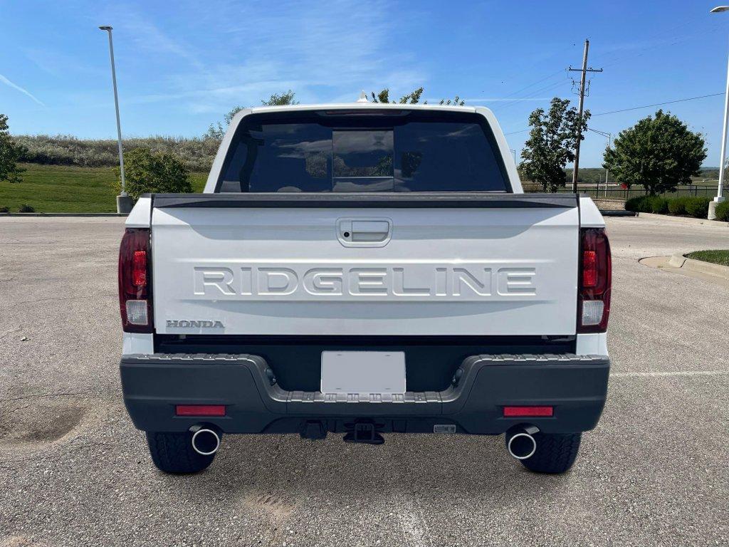 new 2025 Honda Ridgeline car, priced at $45,382