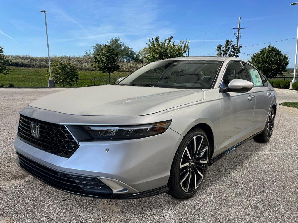 new 2025 Honda Accord Hybrid car, priced at $38,495