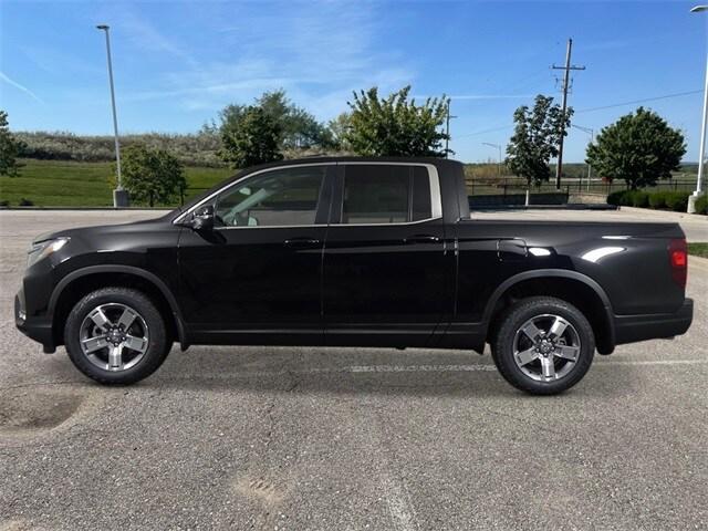 new 2024 Honda Ridgeline car, priced at $42,200