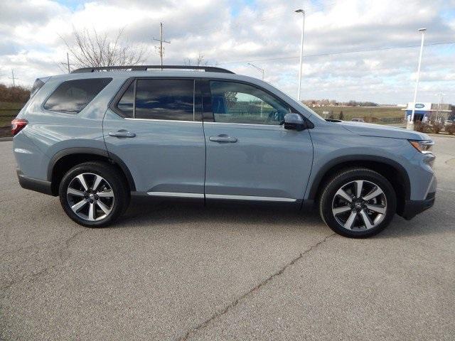 used 2024 Honda Pilot car, priced at $47,114