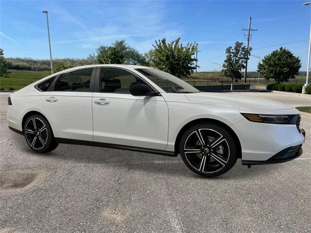 new 2024 Honda Accord Hybrid car, priced at $33,445