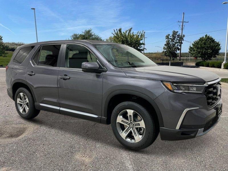 new 2025 Honda Pilot car, priced at $47,780