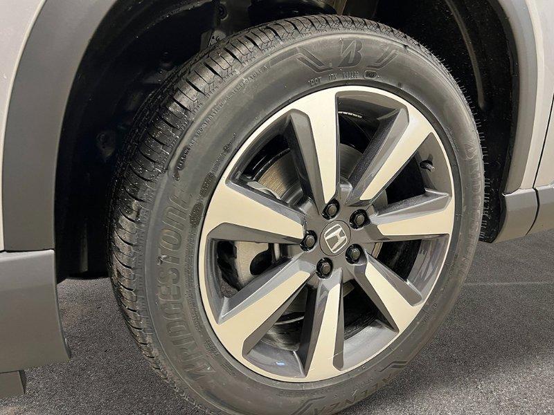 new 2025 Honda Pilot car, priced at $54,530