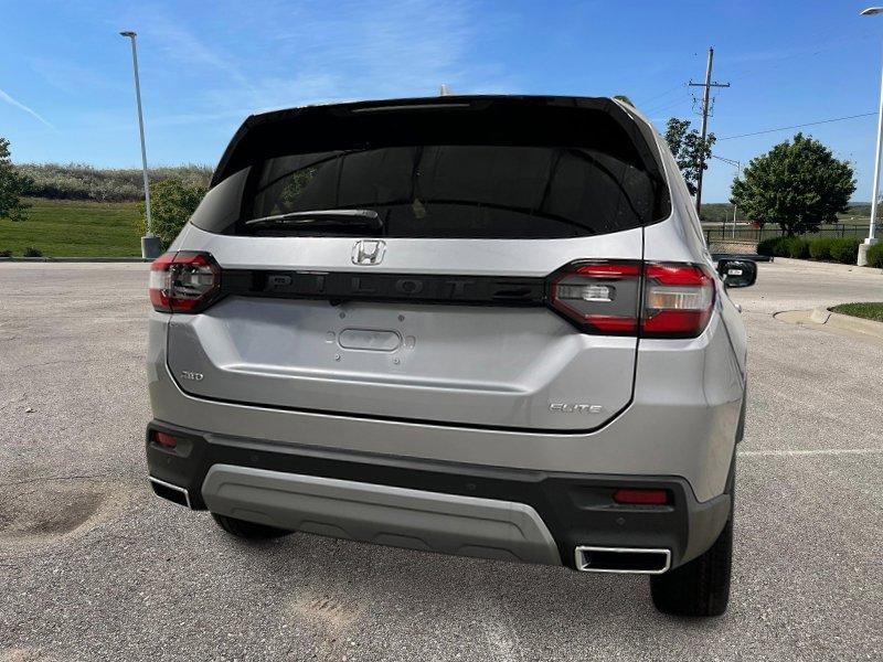 new 2025 Honda Pilot car, priced at $54,530