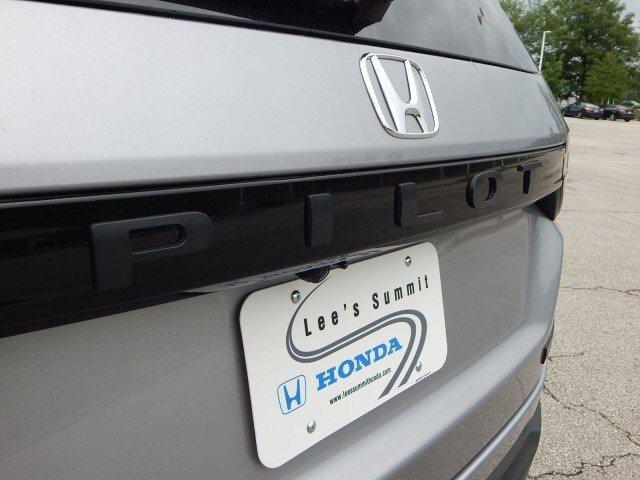 new 2025 Honda Pilot car, priced at $48,495