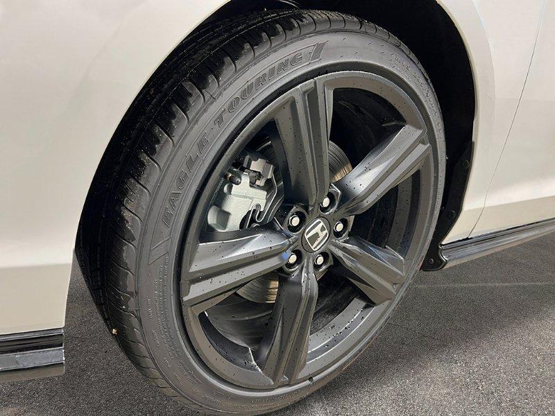 new 2025 Honda Accord Hybrid car, priced at $34,980