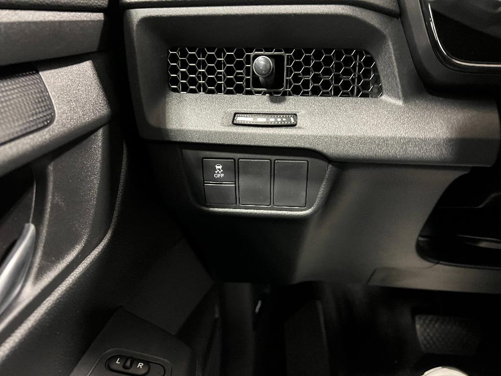 new 2025 Honda CR-V car, priced at $35,700