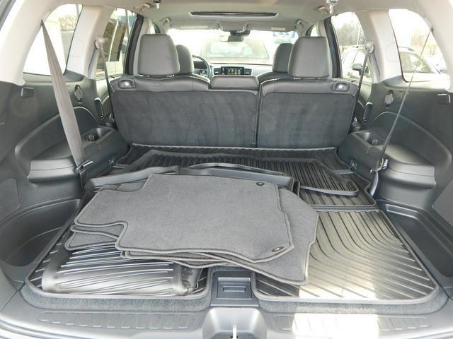 used 2022 Honda Pilot car, priced at $31,000