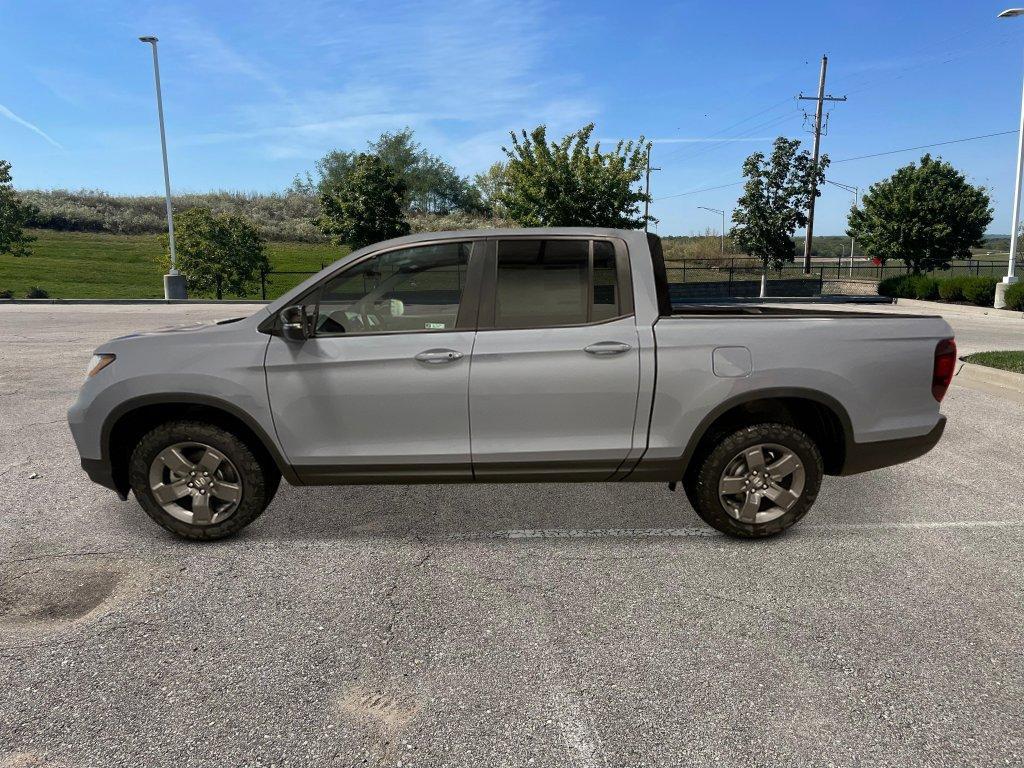 new 2025 Honda Ridgeline car, priced at $44,869