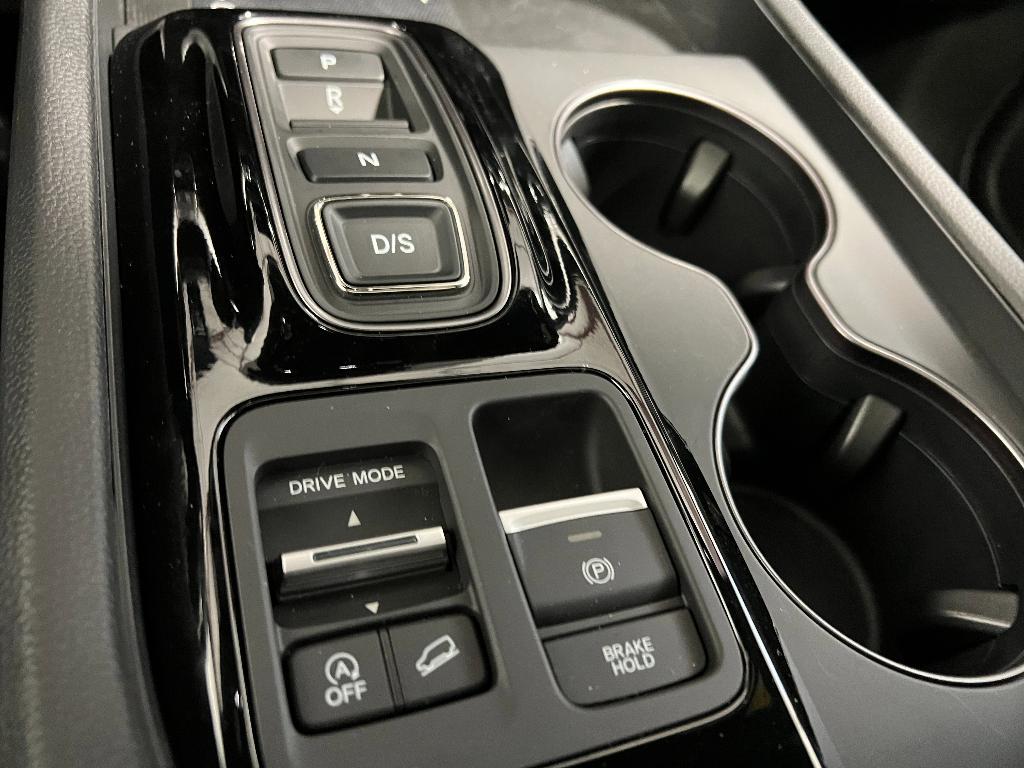 new 2025 Honda Pilot car, priced at $51,305