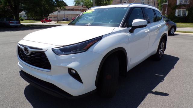 used 2021 Toyota Highlander car, priced at $36,995