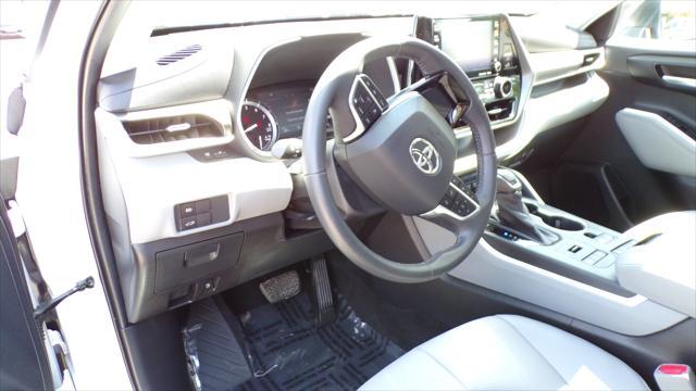 used 2021 Toyota Highlander car, priced at $36,995