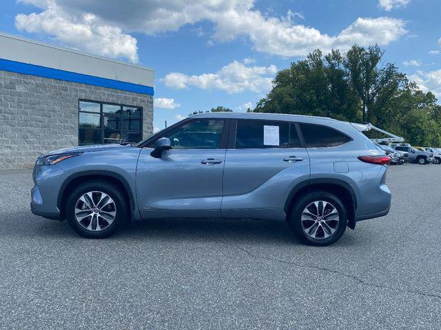 used 2023 Toyota Highlander Hybrid car, priced at $35,900