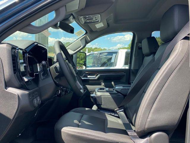 new 2025 Chevrolet Silverado 2500 car, priced at $68,600