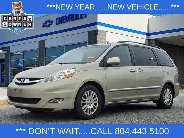 used 2007 Toyota Sienna car, priced at $8,750