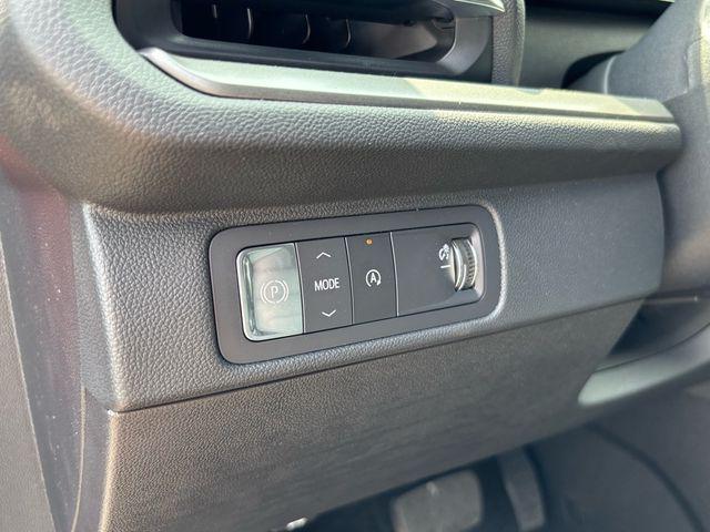 new 2025 Chevrolet Traverse car, priced at $44,055