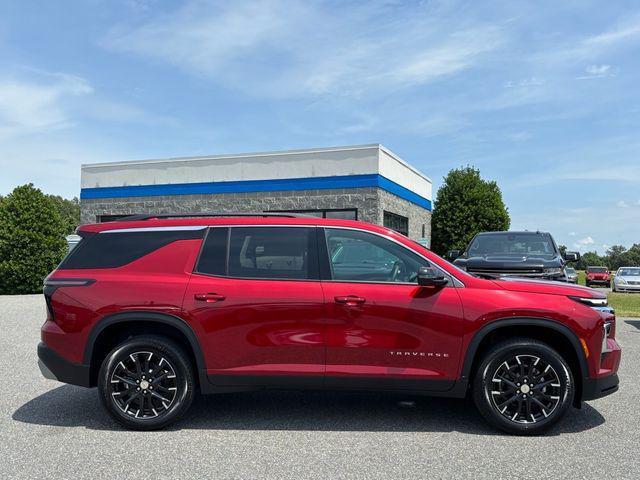 new 2025 Chevrolet Traverse car, priced at $44,055