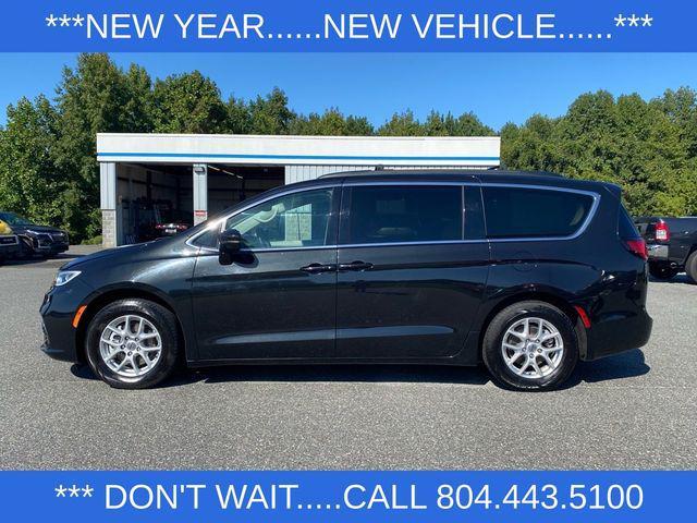 used 2022 Chrysler Pacifica car, priced at $22,600