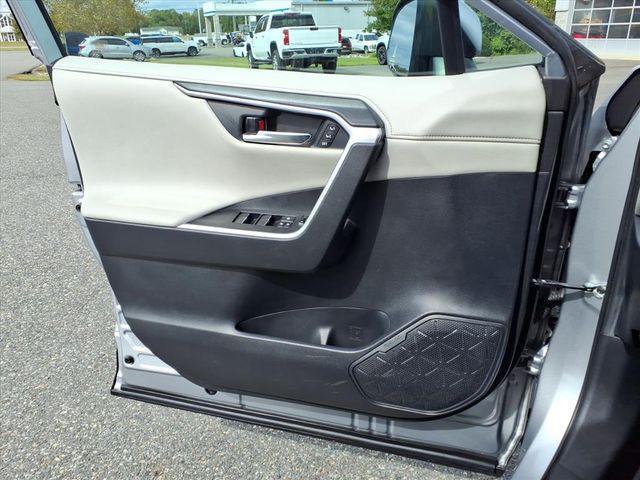 used 2020 Toyota RAV4 car, priced at $28,800