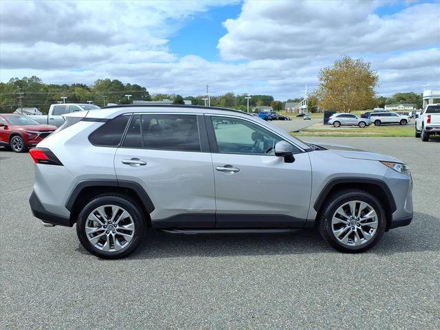 used 2020 Toyota RAV4 car, priced at $28,800