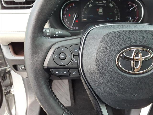 used 2020 Toyota RAV4 car, priced at $28,800