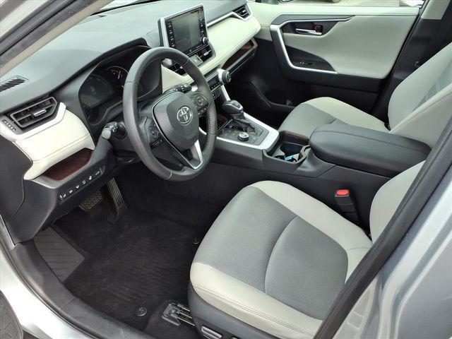used 2020 Toyota RAV4 car, priced at $28,800