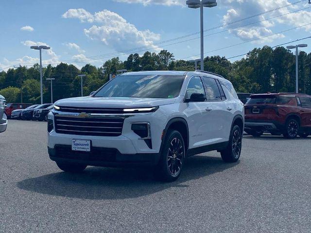 new 2025 Chevrolet Traverse car, priced at $46,060