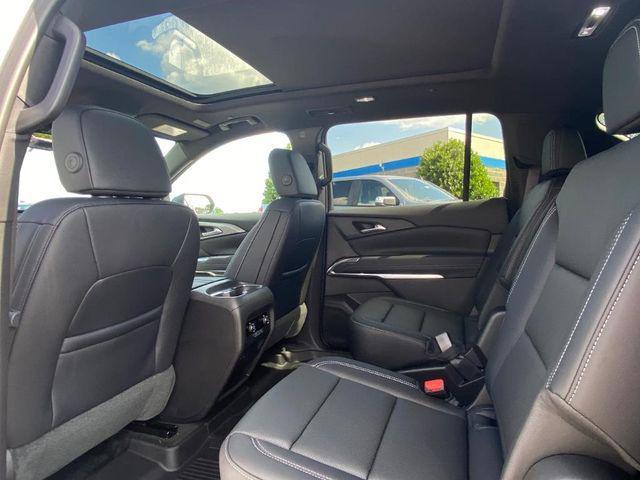 new 2025 Chevrolet Traverse car, priced at $46,060
