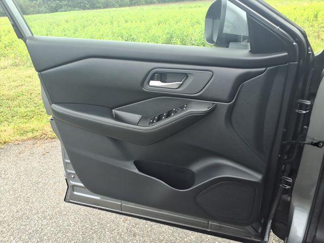 used 2024 Nissan Rogue car, priced at $23,800