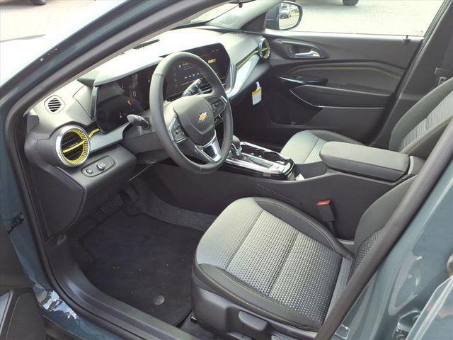 new 2025 Chevrolet Trax car, priced at $22,800