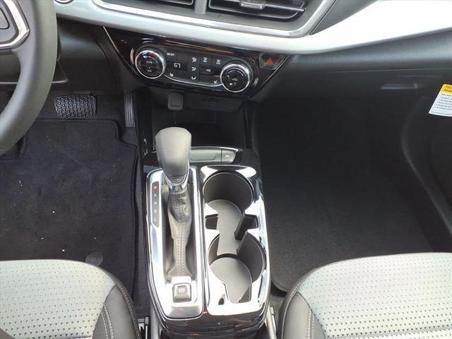 new 2025 Chevrolet Trax car, priced at $22,800