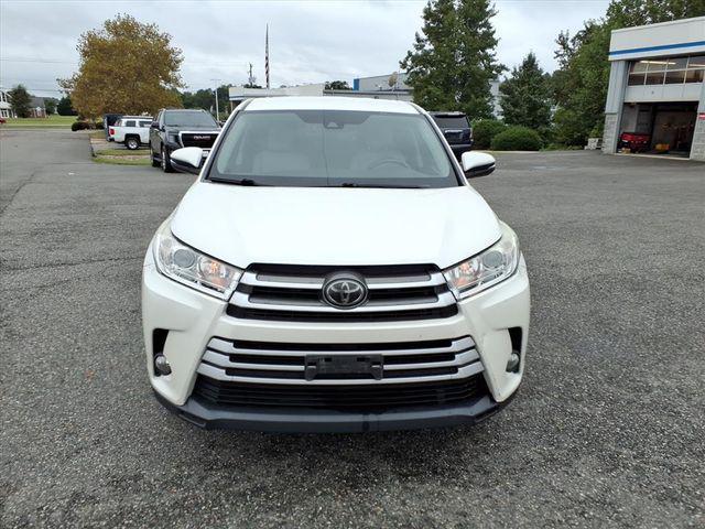 used 2018 Toyota Highlander car, priced at $21,500