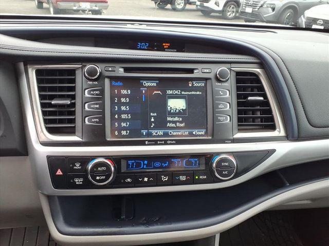 used 2018 Toyota Highlander car, priced at $21,500