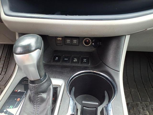 used 2018 Toyota Highlander car, priced at $21,500