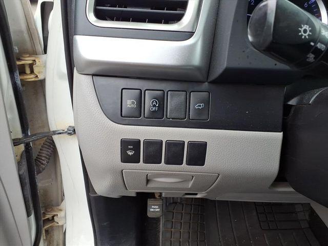 used 2018 Toyota Highlander car, priced at $21,500