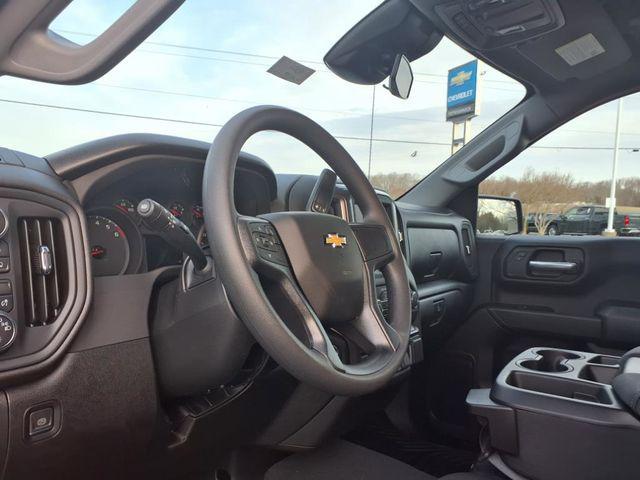 new 2025 Chevrolet Silverado 1500 car, priced at $42,000