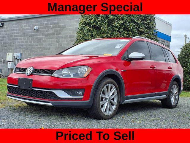 used 2017 Volkswagen Golf Alltrack car, priced at $11,000