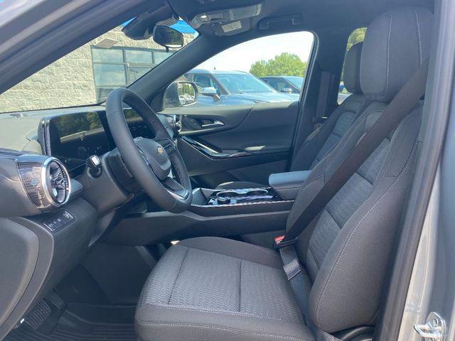new 2026 Chevrolet Equinox car, priced at $30,890