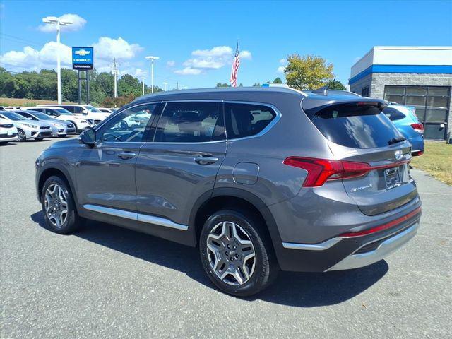 used 2022 Hyundai Santa Fe car, priced at $24,000