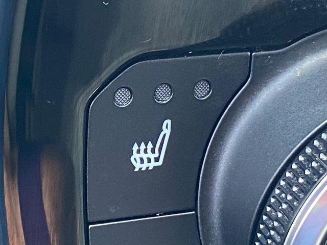 used 2023 Toyota Highlander car, priced at $35,500