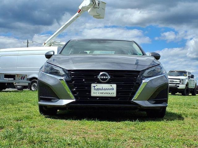 used 2023 Nissan Altima car, priced at $20,000