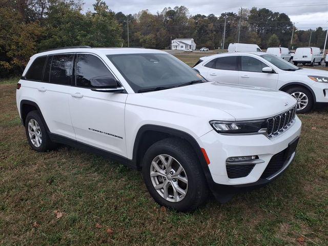 used 2023 Jeep Grand Cherokee car, priced at $28,000