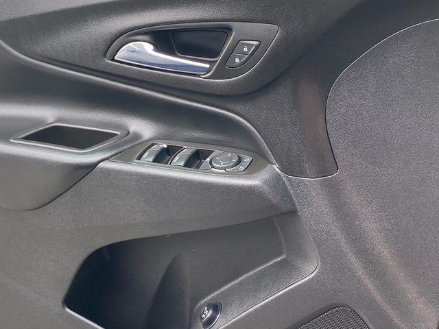 used 2022 Chevrolet Equinox car, priced at $22,300