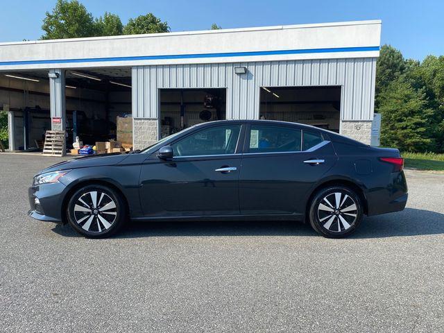 used 2022 Nissan Altima car, priced at $18,500