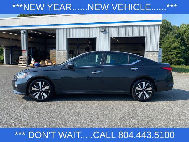 used 2022 Nissan Altima car, priced at $18,800