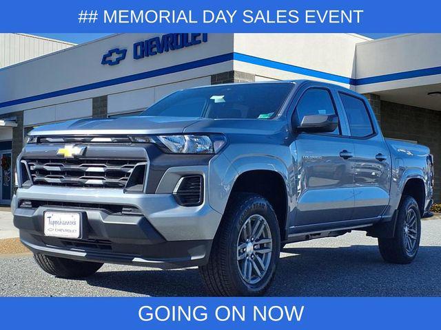 new 2025 Chevrolet Colorado car, priced at $35,940