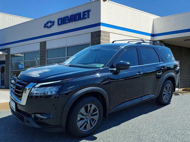 used 2022 Nissan Pathfinder car, priced at $21,300