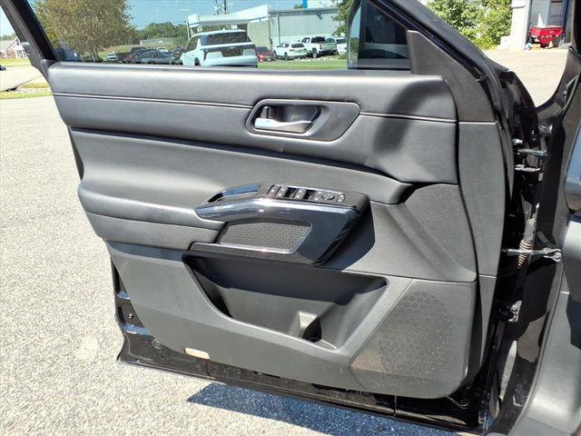 used 2022 Nissan Pathfinder car, priced at $21,300